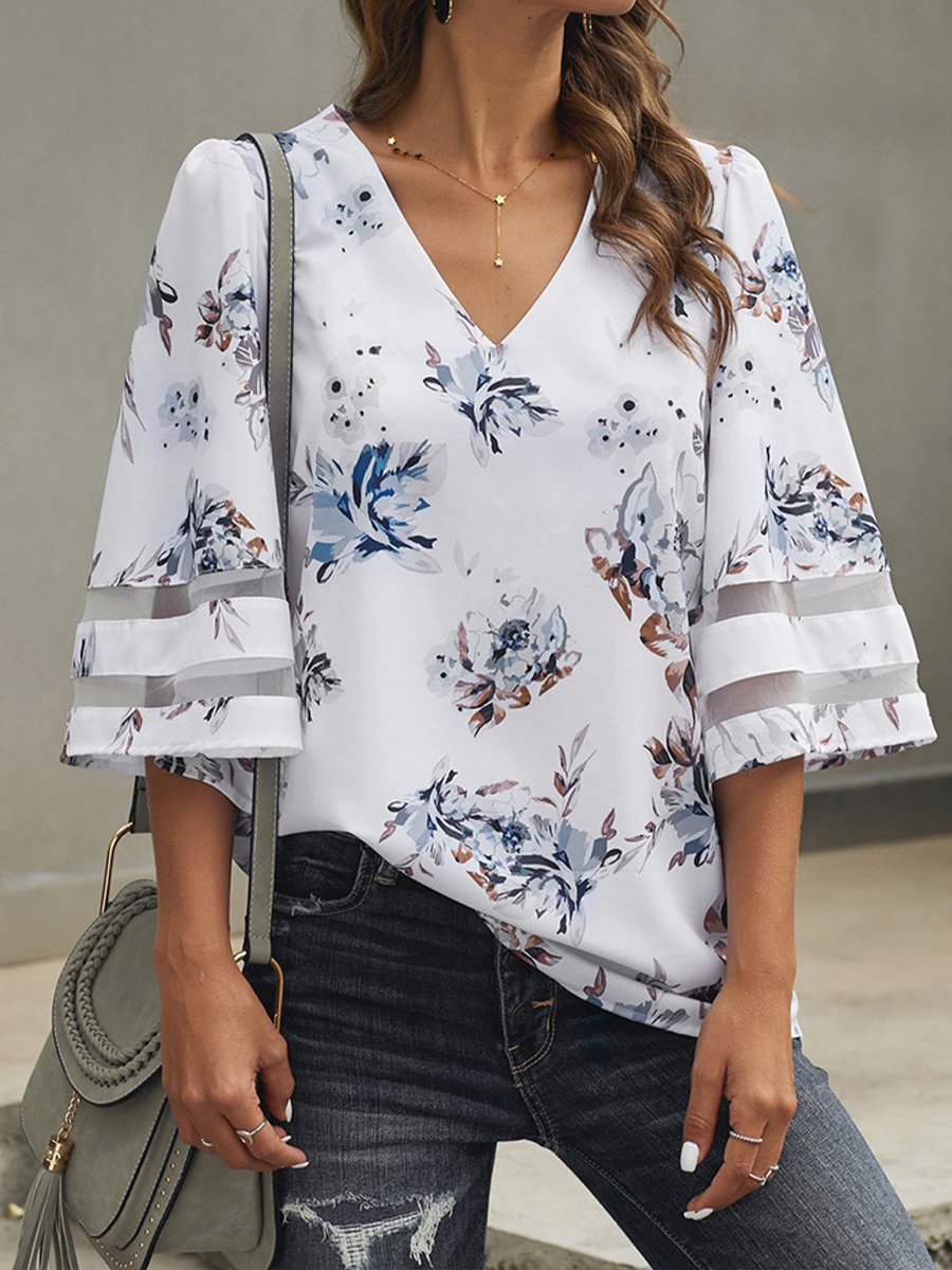 V-neck Bell Sleeve Loose T-shirt