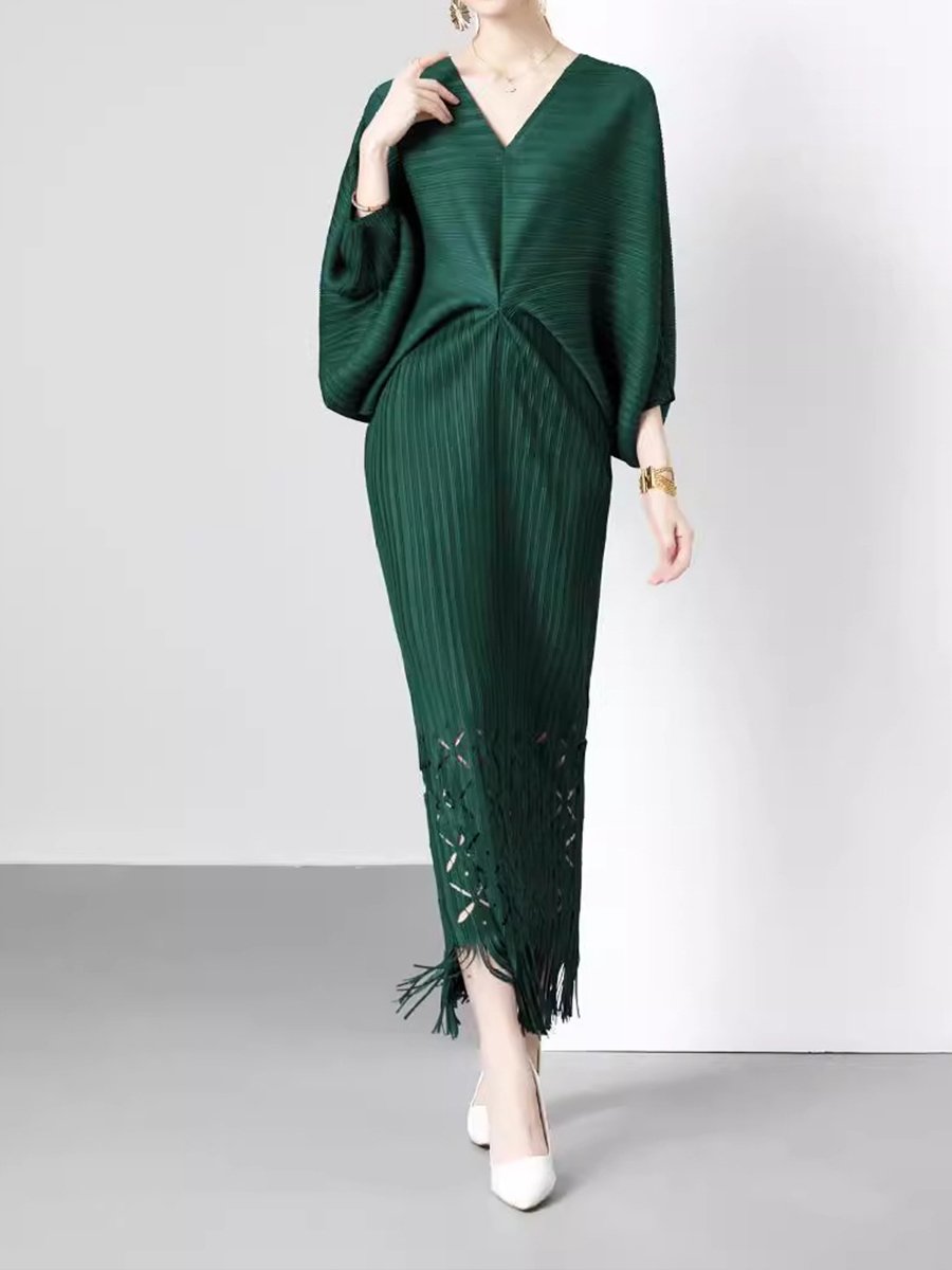 Loose Bat Sleeves V-neck Fishtail Fringed Dress